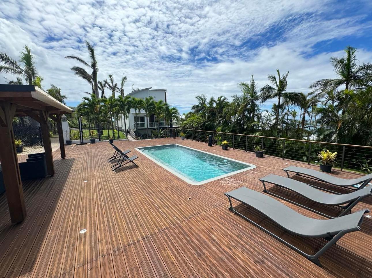 Grande Villa Au Calme - Vue Exceptionnelle - Climatisation - Piscine Sel Chauffee - Jardin Tropical Vincendo Kültér fotó